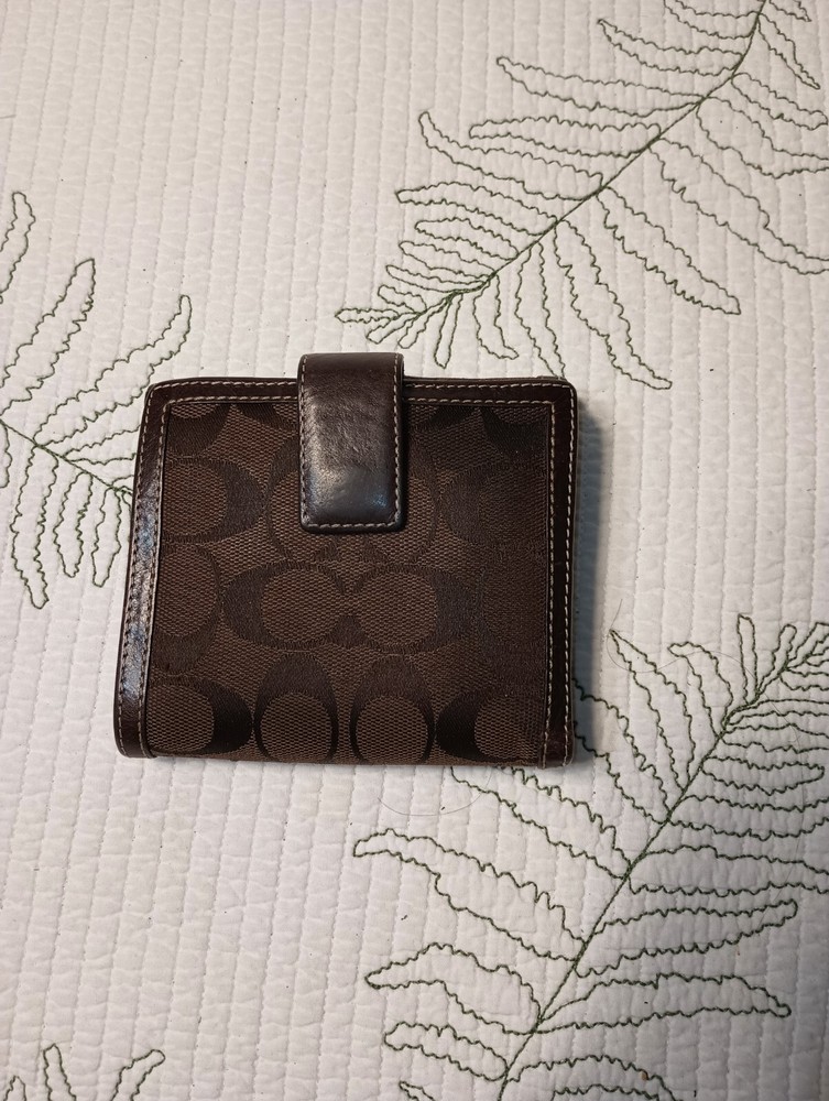 Coach Classic Trifold Wallet for Women - Lightly Used