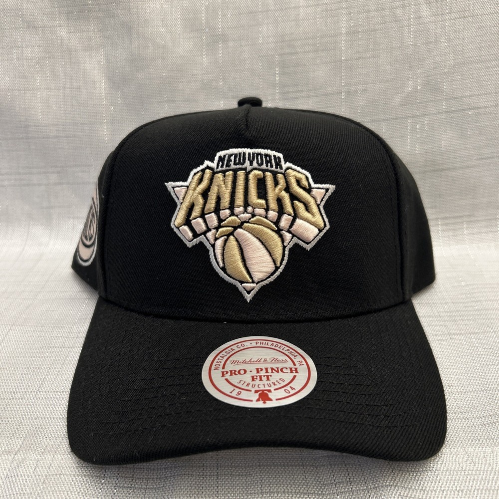 Mitchell & Ness New York Knicks High Grade Black Adjustable Snapback Hat Cap