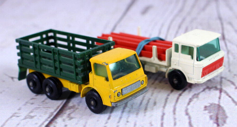 LESNEY MATCHBOX #58 DAF GIRDER TRUCK, No 4 STAKE TRUCK 1960's