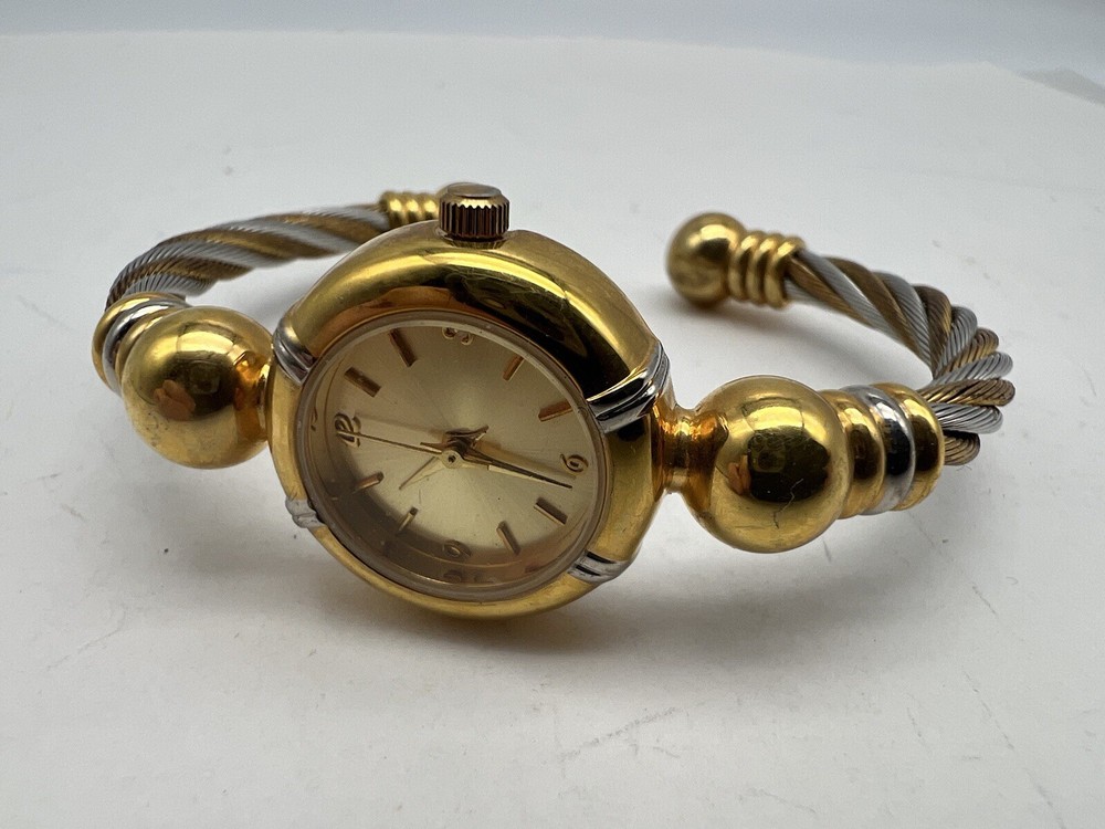 Ladies Quartz Watch 22m Round 23k Gold Plating Twisted Wire Cuff (Needs Battery)