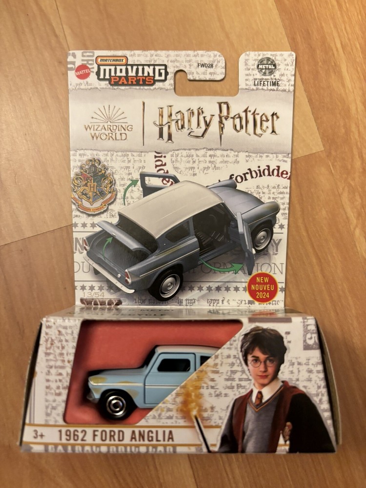 Harry Potter Matchbox Moving Parts 1962 Ford Anglia Blue Car 1/64 Toy Vehicle