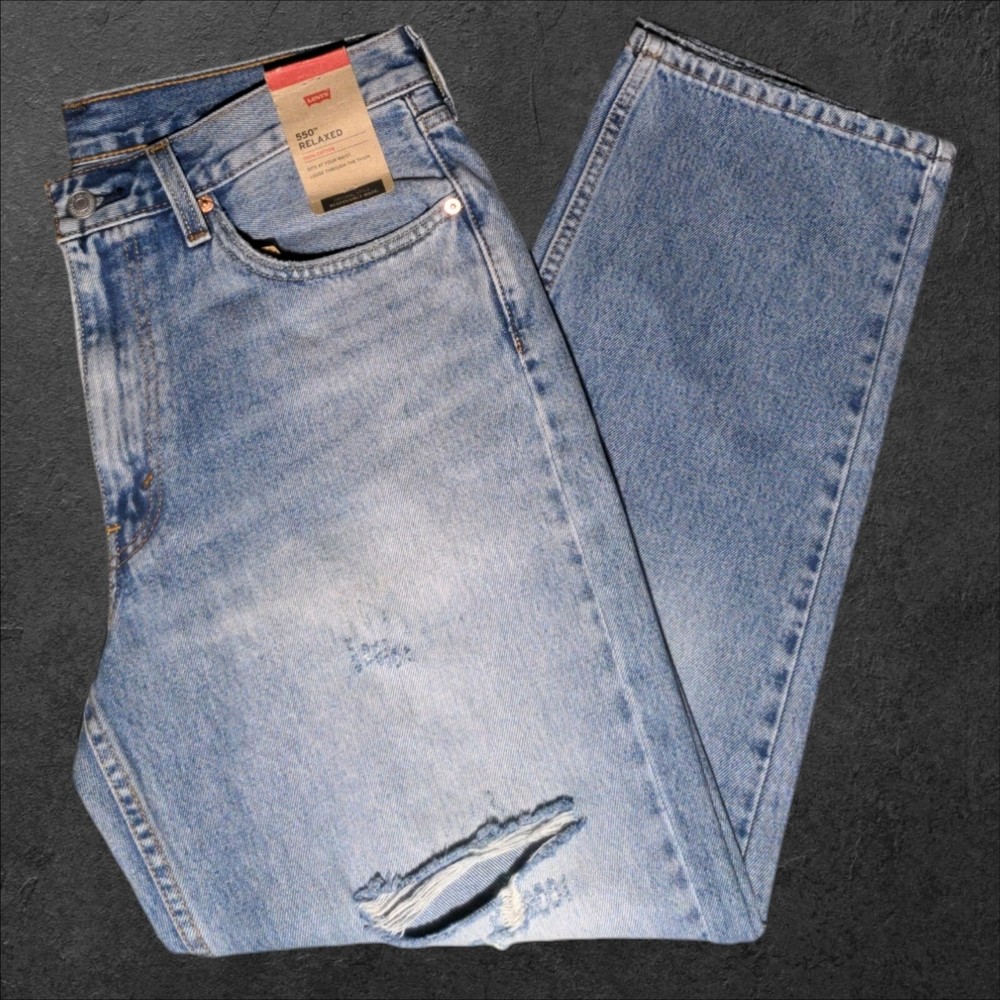 Levi Strauss & Co. 550 Relaxed Fit Medium Wash Jeans Men's 33 X 30
