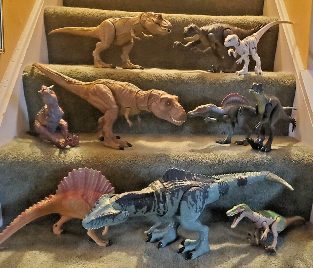 Jurassic Park Dinosaur and other dinosaur Lot of 9