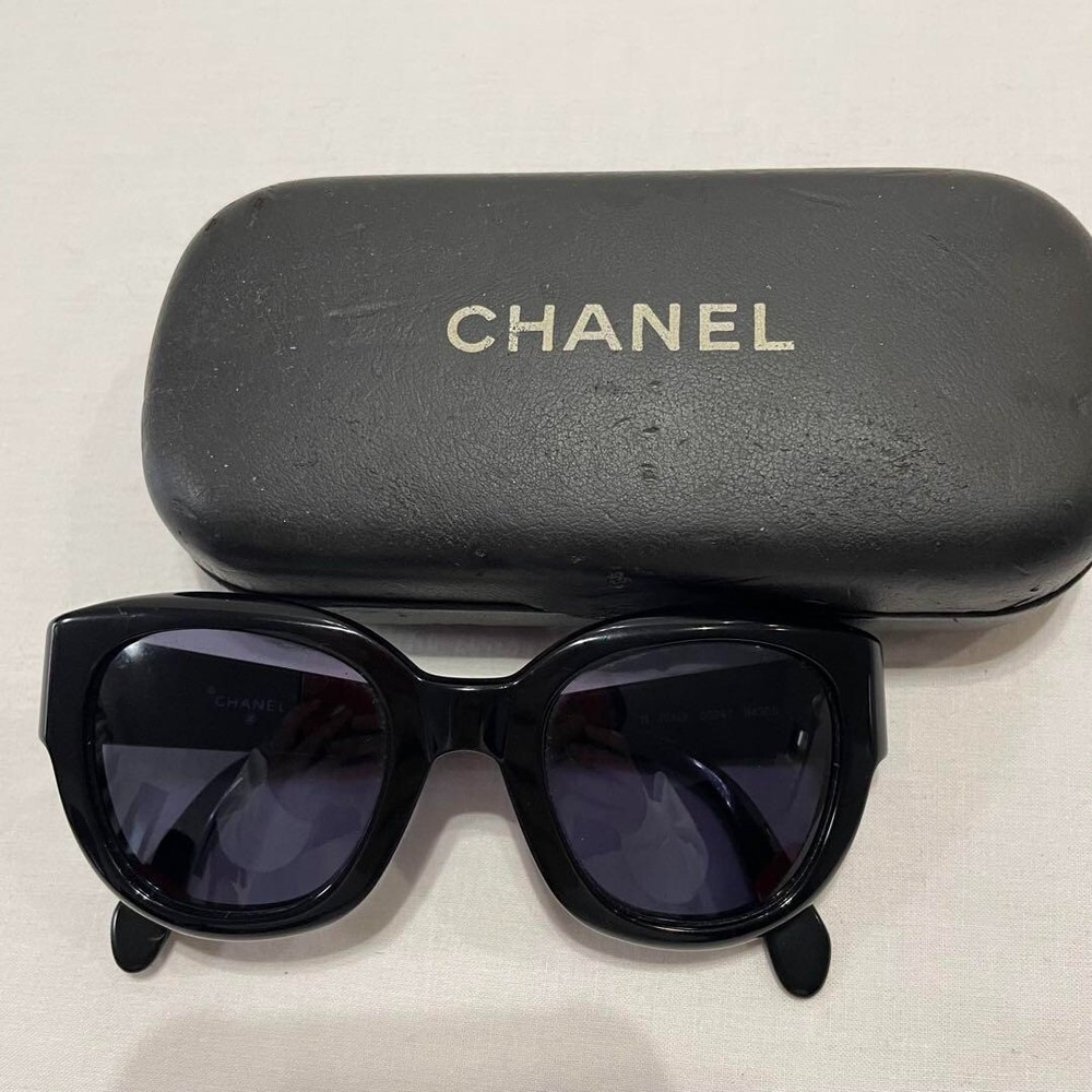CHANEL Black Frame Sunglasses Model 05247 94305 #2