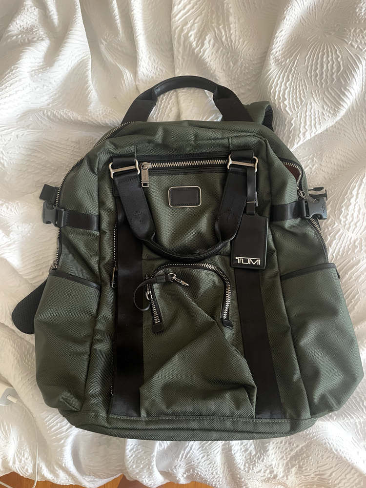 Tumi Alpha Deluxe Travel Backpack in Green brand new no tags
