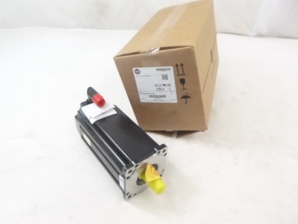 Allen Bradley A-B Kinetix Low Inertia Servo Motor 400V 4500rpm #SH