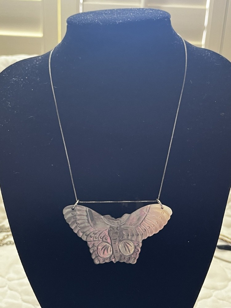 Sterling Silver 925 Butterfly Pendant Necklace Mother of Pearl Box Chain Italy