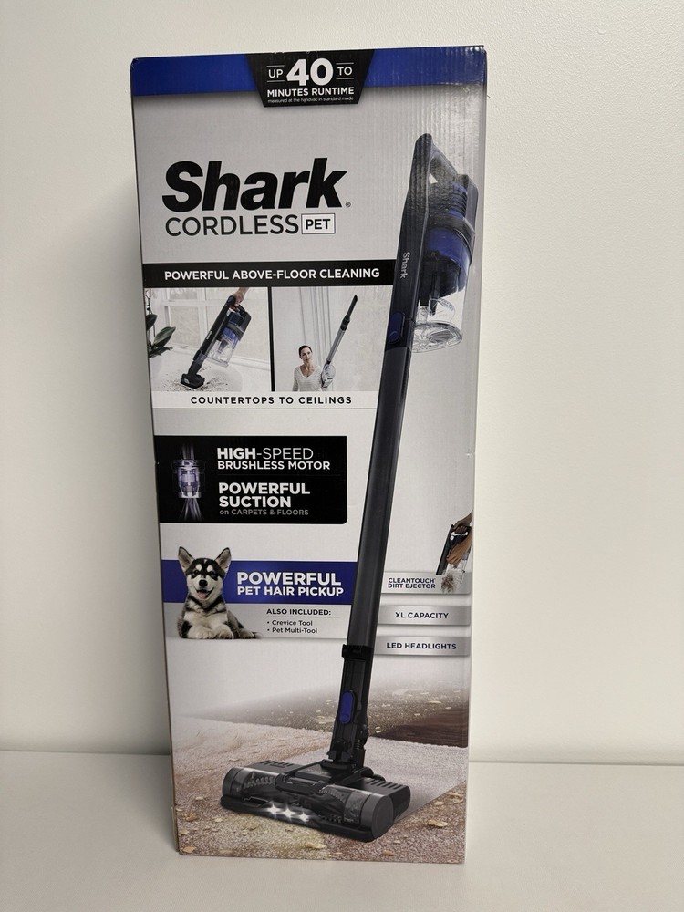 Shark IX141 Cordless Stick Vacuum for Pets in Blue Iris