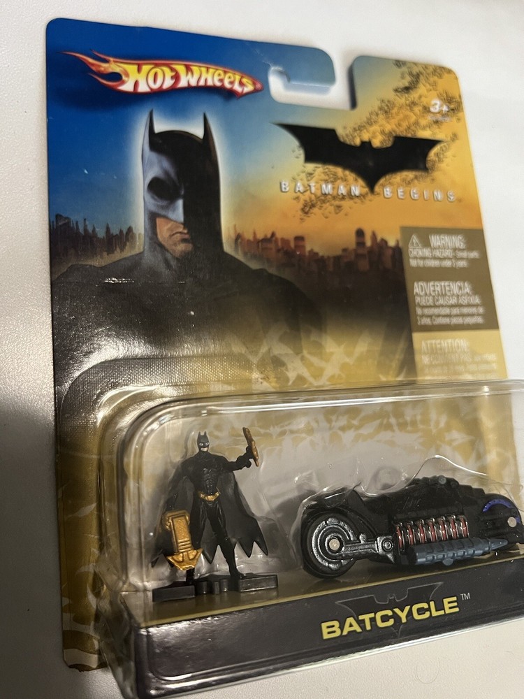 2005 Hot Wheels No. H6296 Batcycle (From Batman Begins Movie)