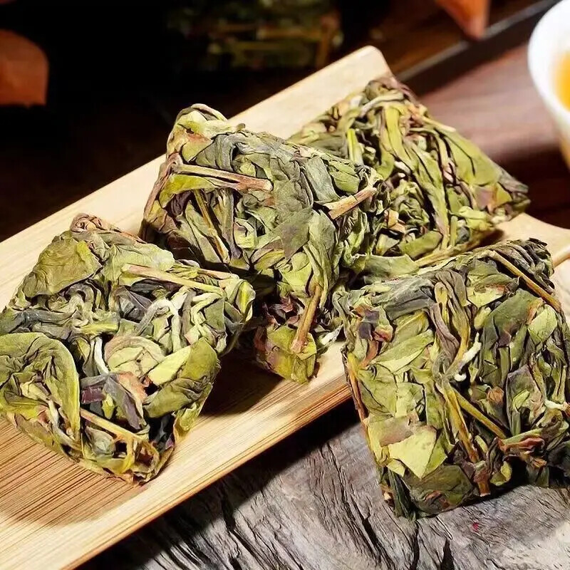 Zhang Ping Shuixian Oolong Tea Flower Fragrance Compressed Oolong Tea Cake