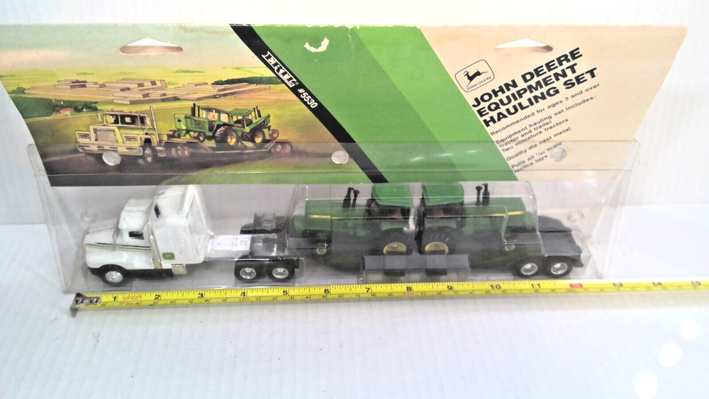 ERTL John Deere Equipment Hauling Set W/ 2 TRACTORS #5530 ~ 1/64 - NEW OLD STOCK