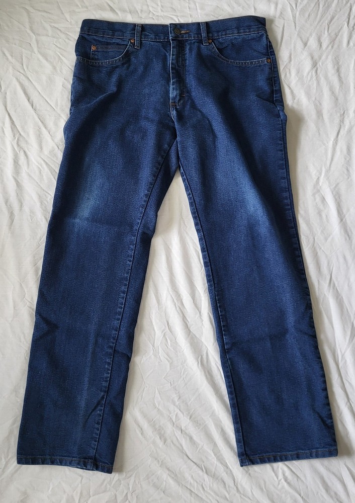 Lee Jeans Men's 35x32 Lot of 3 Regular Fit Extreme Motion Blemished Denim