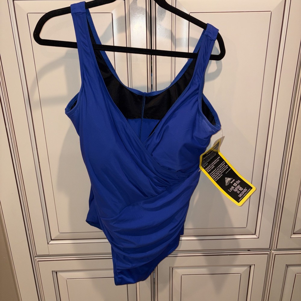 Miraclesuit  One Piece Swimsuit Plus Size 24W Blue