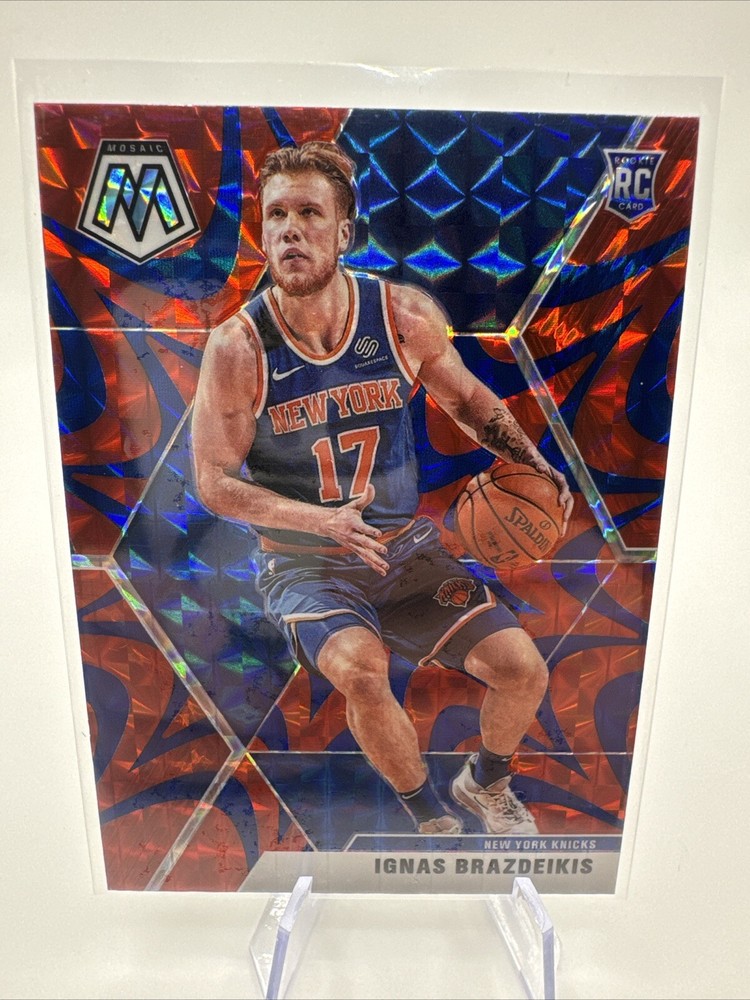 2019-20 Panini Mosaic - Rookies Reactive Blue Prizm #242 Ignas Brazdeikis (RC)