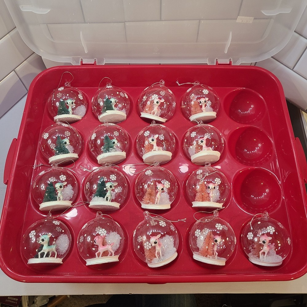 17 Piece Robert Stanley Snowglobe Ornament Nostalgic Reindeer Pink Blue Glass