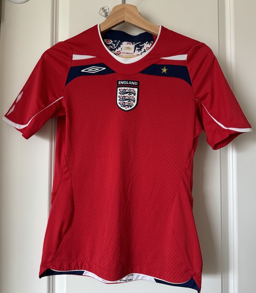 Official Umbro 2008-2010 England Soccer jersey. US Women‘s Size 4. VG condition