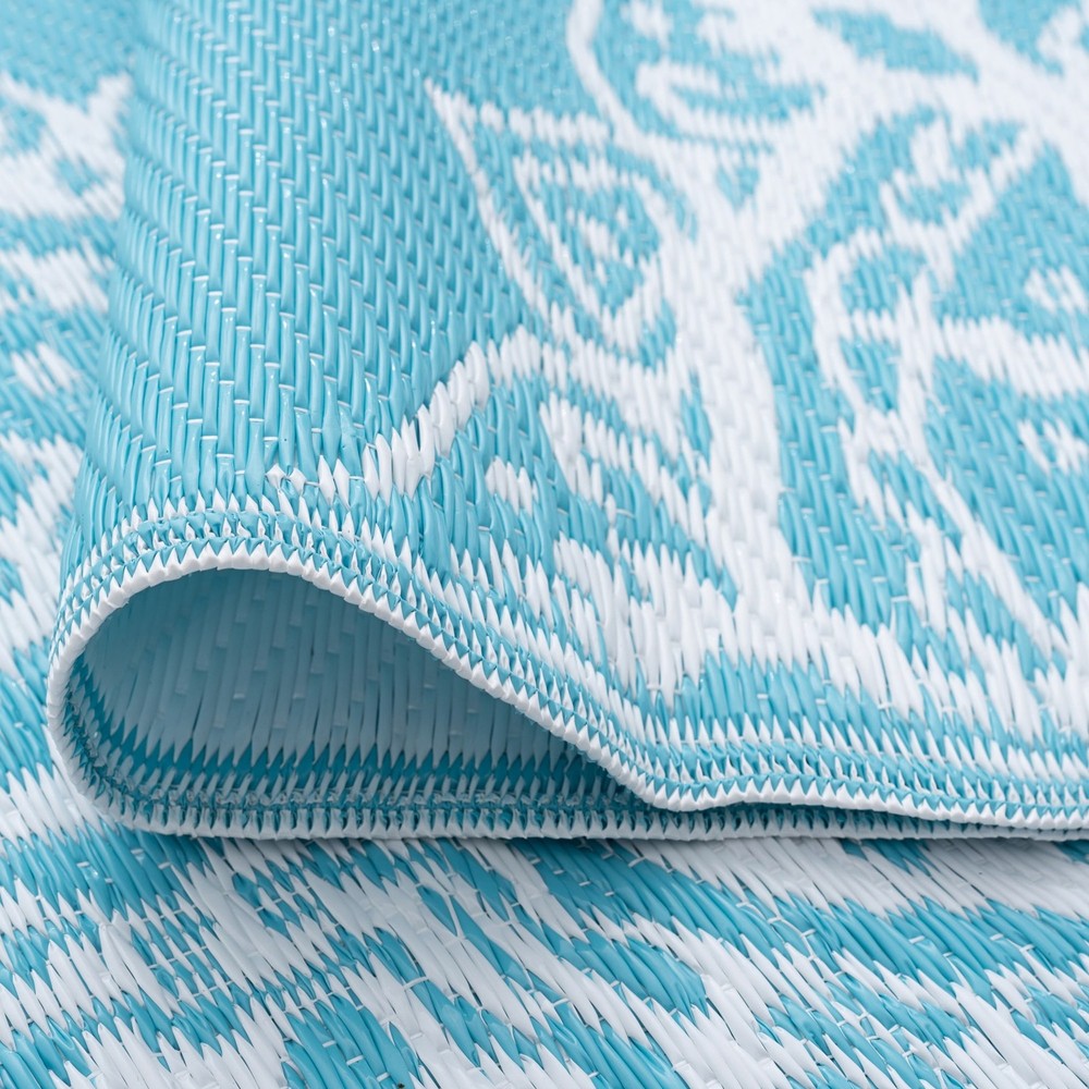 Sundown Beach Medallion Aqua White Indoor Outdoor Rug 5x6.11 Feet  