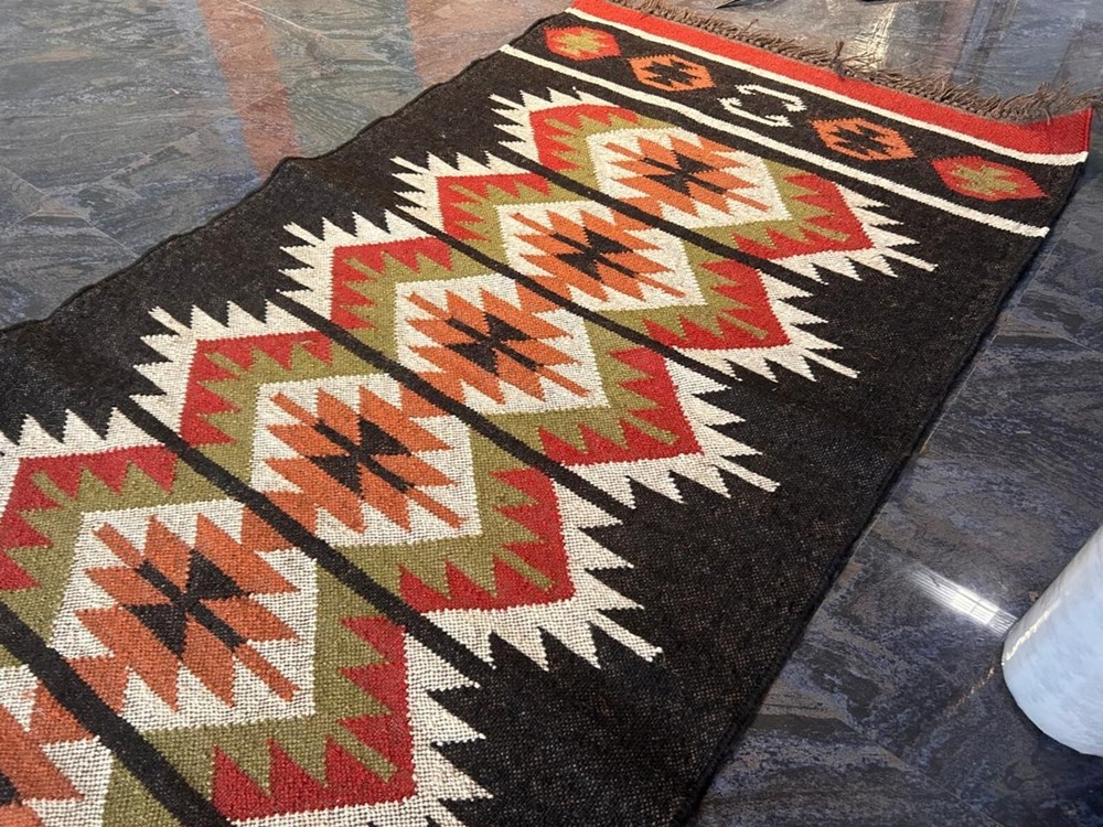 Kilim Rug, Bohemian Indian Jute Rug, Handwoven Wool Jute Boho Jute Rug Southwest