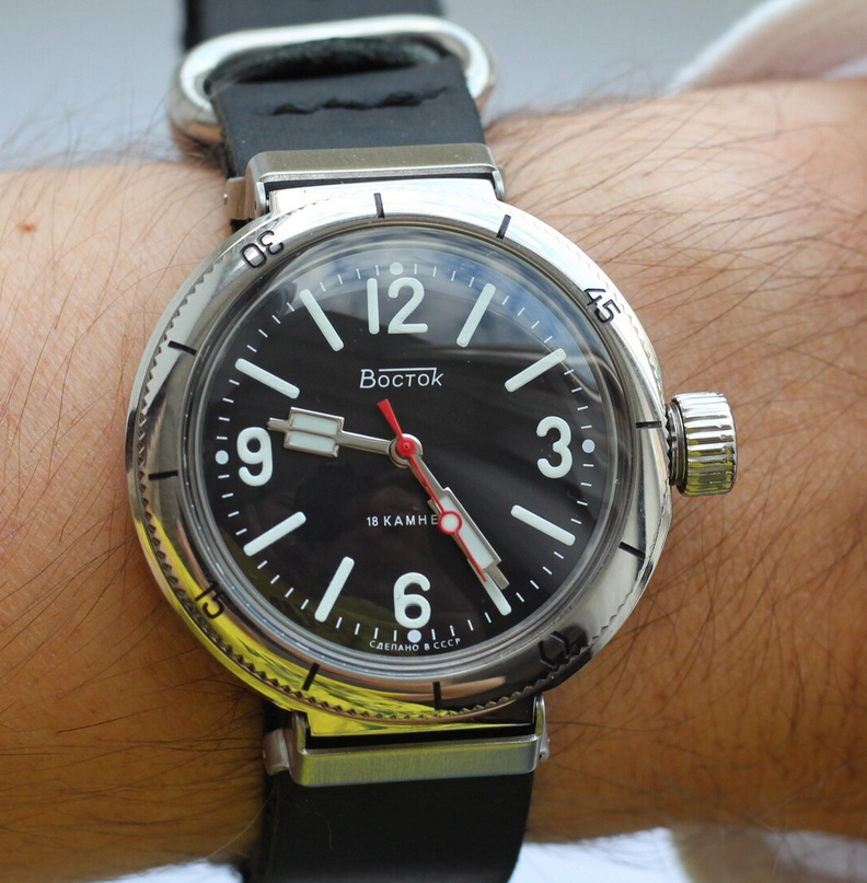 VOSTOK 18 jewels amphibian NVCh-20/Wostok Amphibia 2209 Ushastaya. style USSR