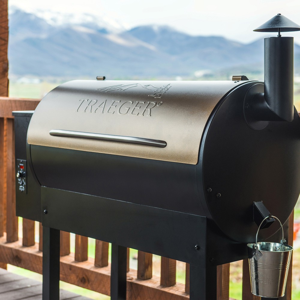 Traeger Texas Elite Pellet Grill 34