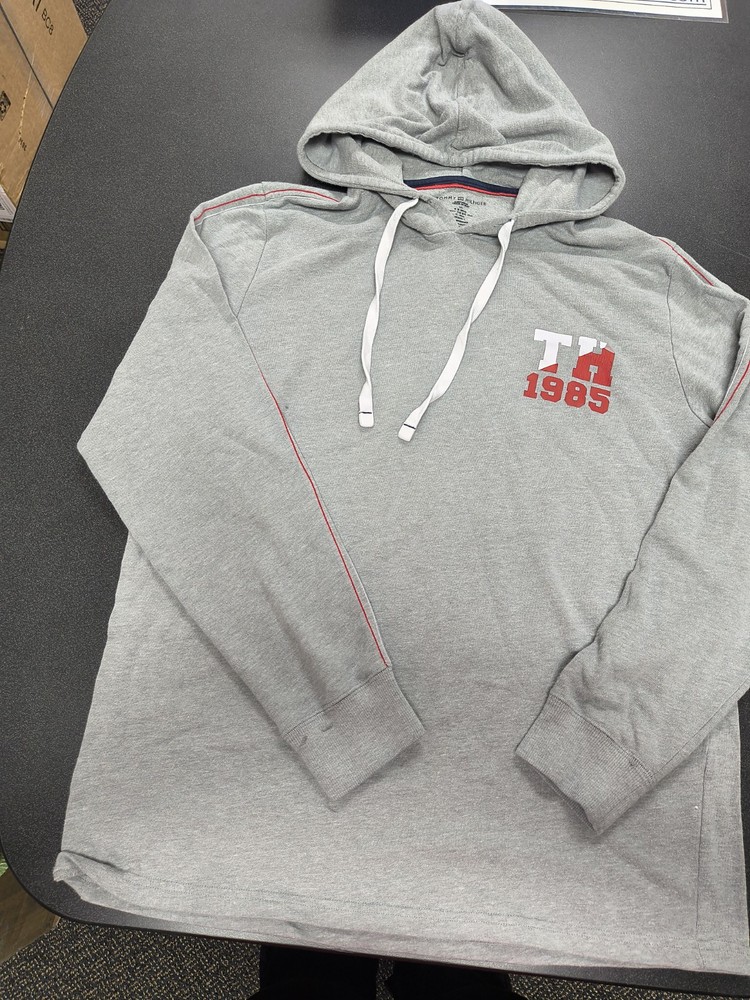 TH Premium Comfort Hoodie – Soft & Stylish Pullover