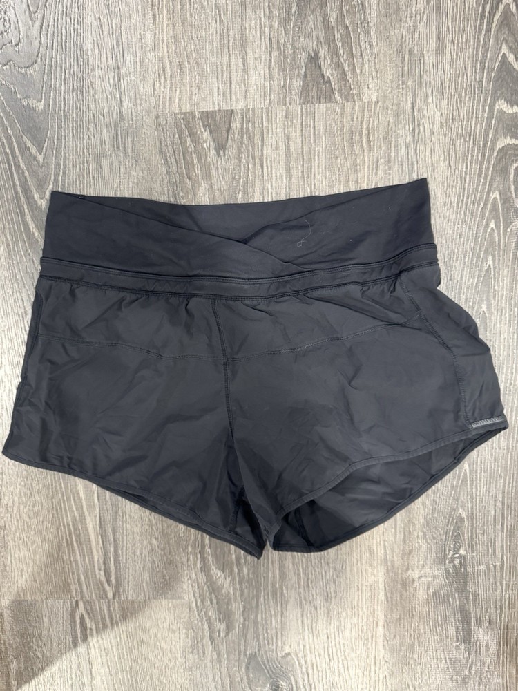 Lululemon Black Crossover Waist Athletic Shorts for Workouts