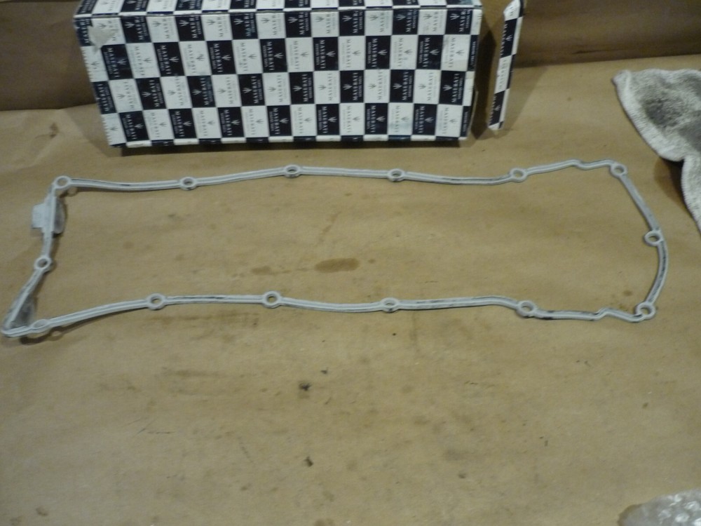 Maserati GranTurismo- RH Head Cover Gasket (NEW)- P/N 211219