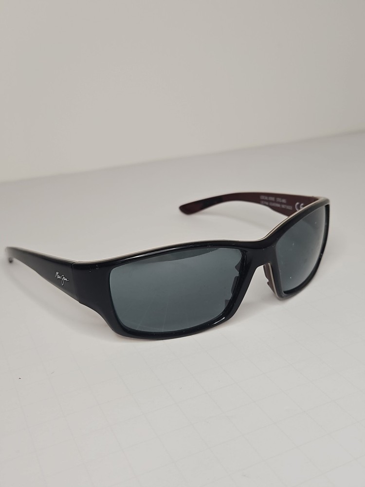 Maui Jim Local Kine MJ 810-07E Black Brown Sunglasses Gray Lens 61-18 125 Italy