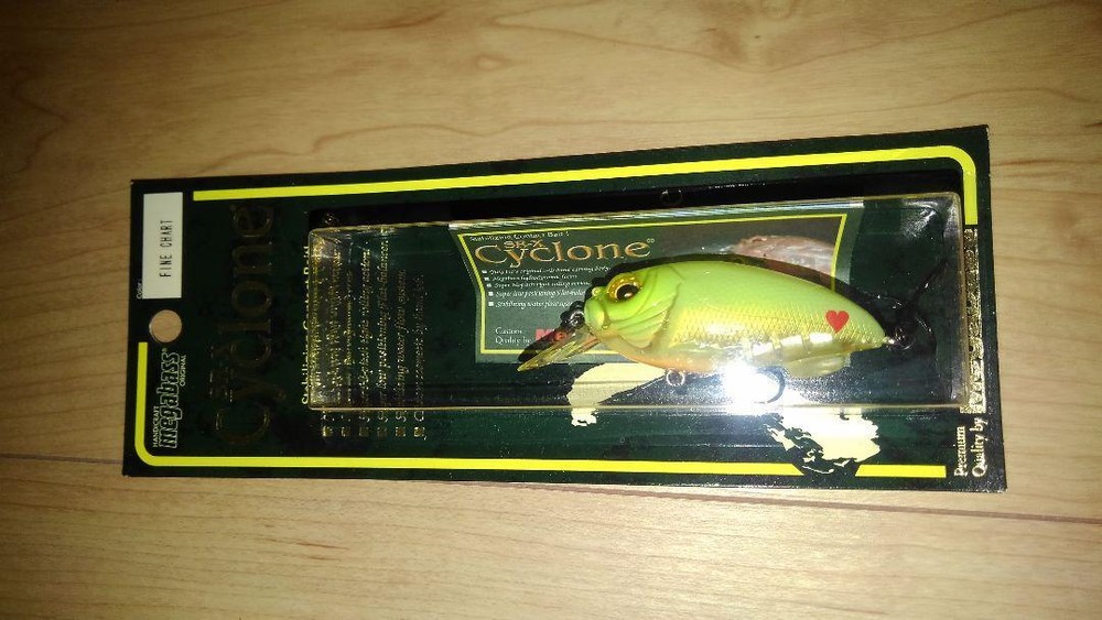 Fishing Lure Megabass Cyclone Red Heart Crank