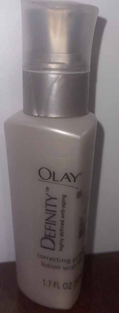 OLAY DEFINITY CORRECTIVE PROTECTIVE LOTION SPF 15 1.7 OZ DISCONTINUED no box