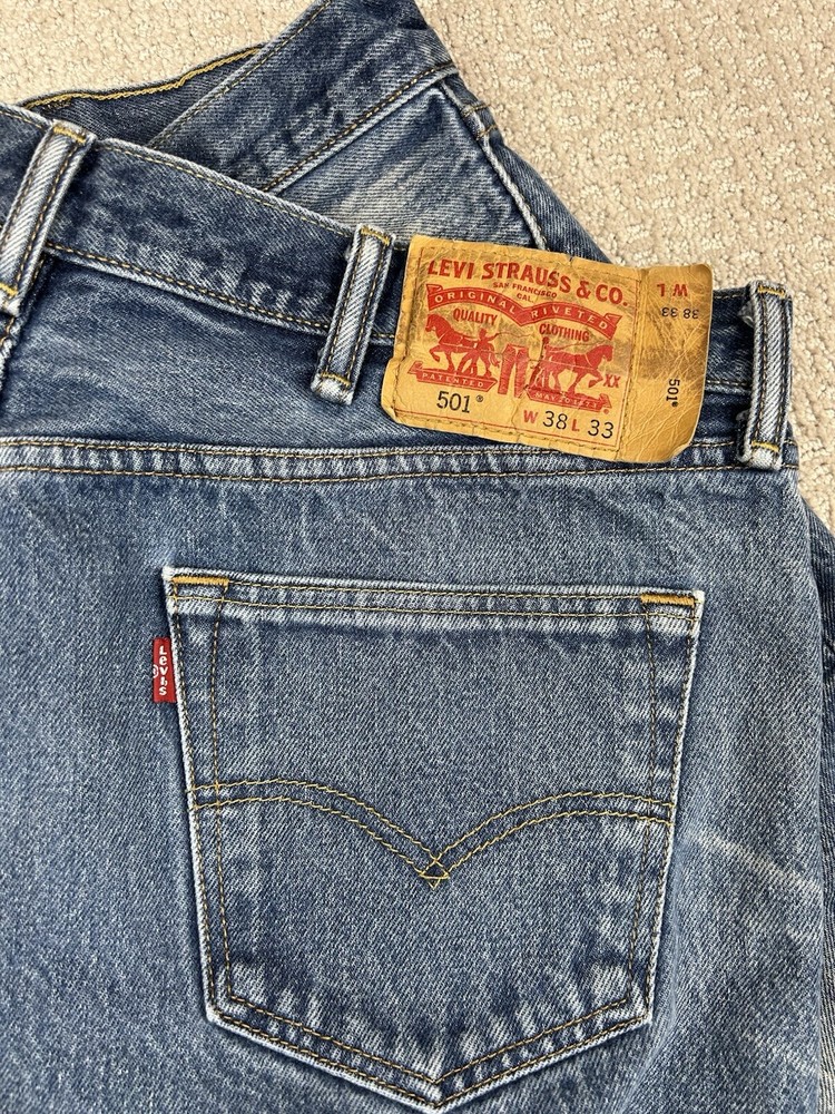 Levi’s 501xx Jeans Men’s Size 38x33 Straight Leg Button Fly Medium Wash Y2K