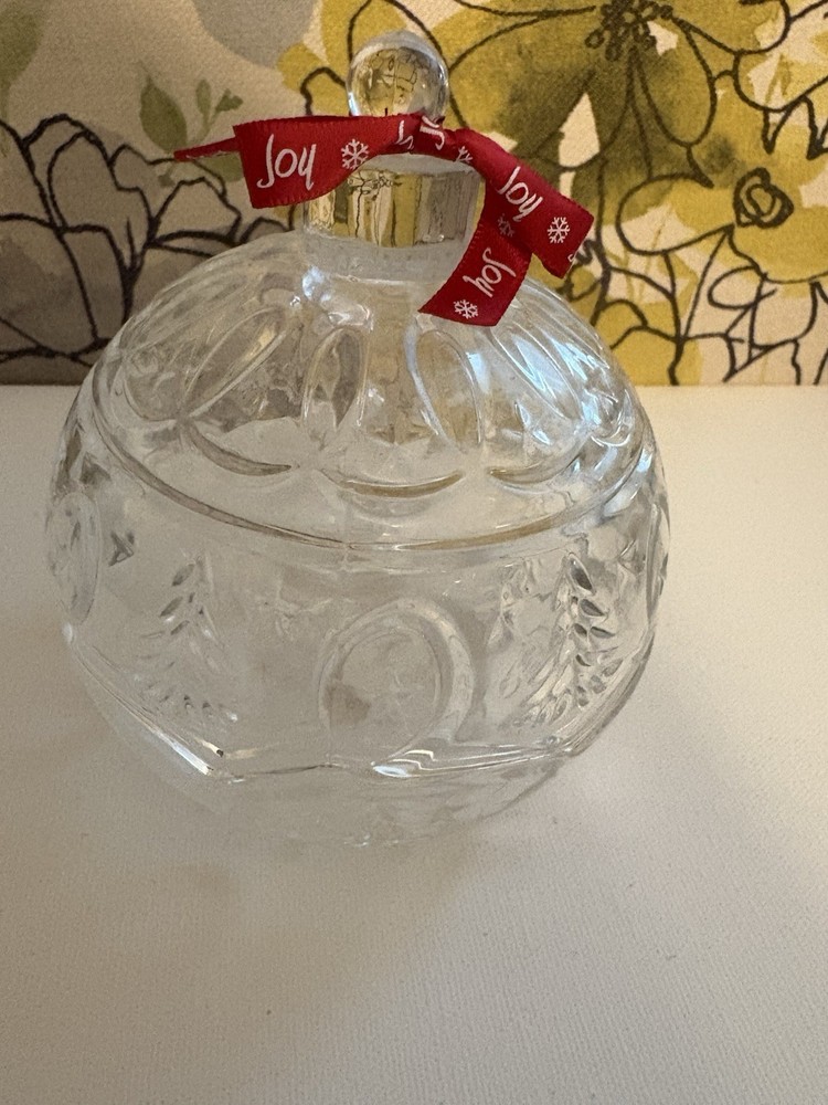 Elegant 5-Inch Crystal Candy Dish with Fifth Avenue Sparkle  