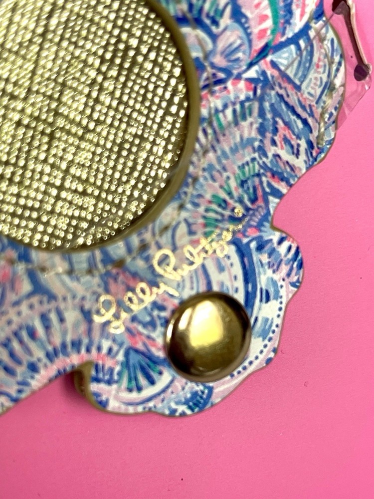Lilly Pulitzer Blue Shell Print AirTag Holder with Gold Key Ring GPS New in Box