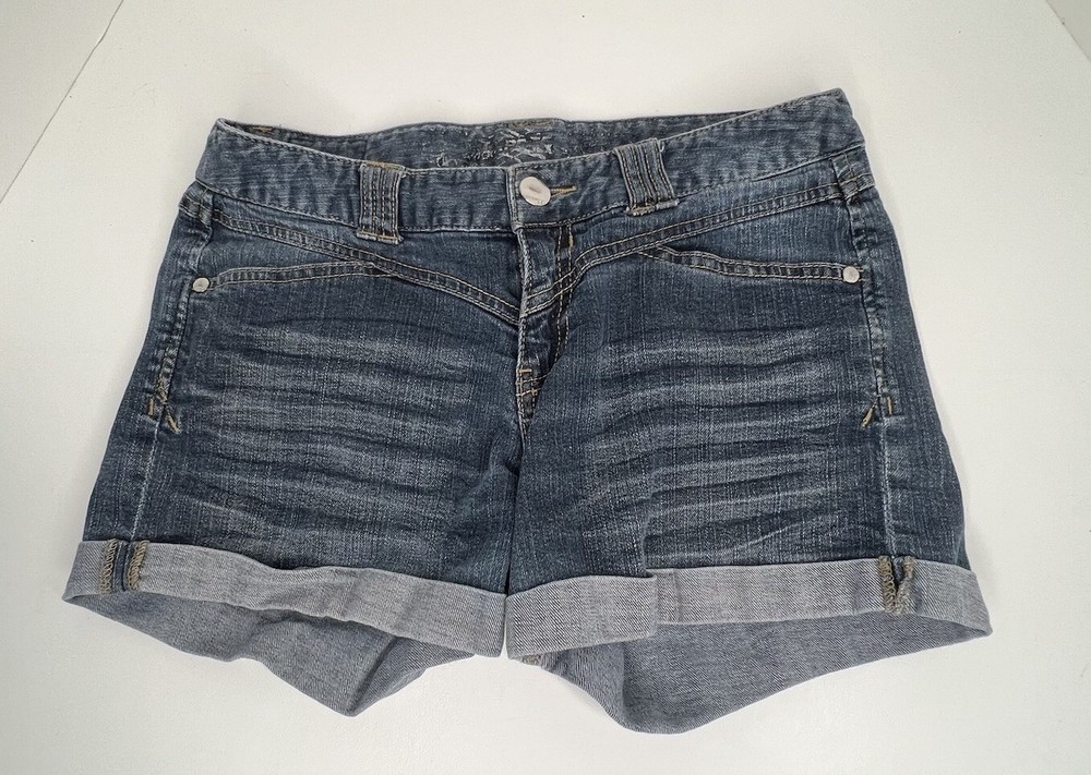 Express Women’s Blue Jean Shorts Size 6
