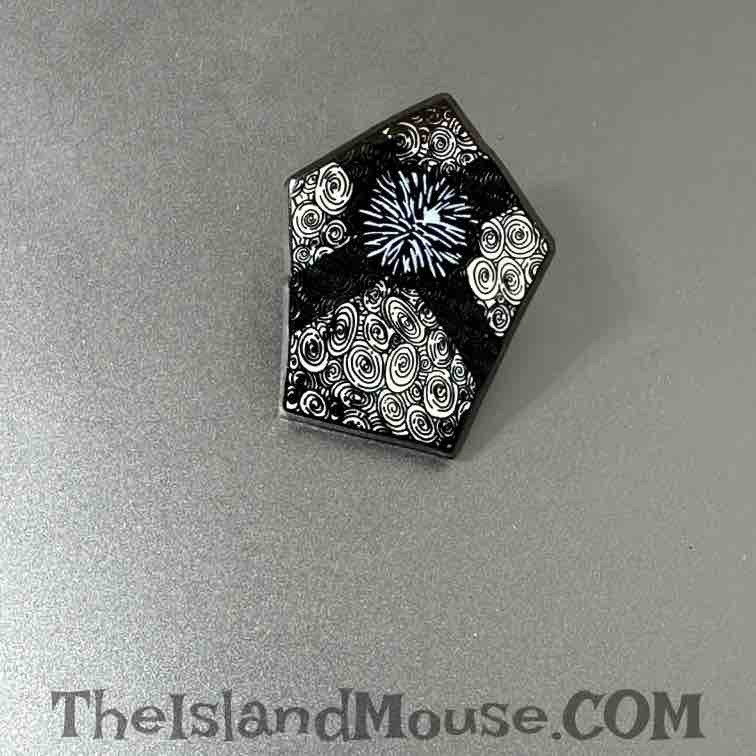 Rare Disney LE Catalog Nightmare Before 13 Days of Christmas NBC Pin (U1:40608)