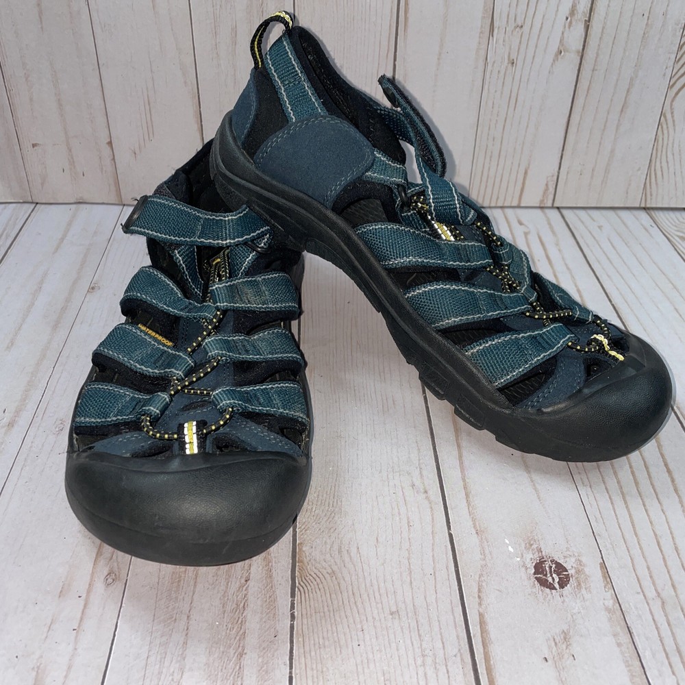 Keen Newport H2 Sandals Mens Size 6 Navy Blue Waterproof Hiking Shoes