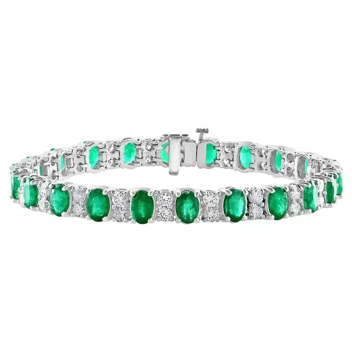 10Ct Oval Cut Lab-Created Green Emerald Women's Bracelet 14K White Gold Plated