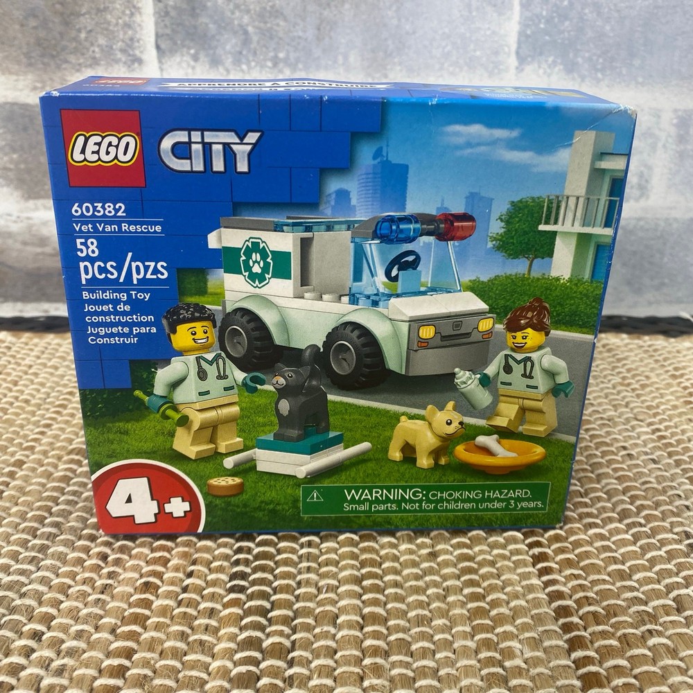Lego City Vet Van Rescue Set 60382 with 2 Minifigures 58 Pieces Ages 4+