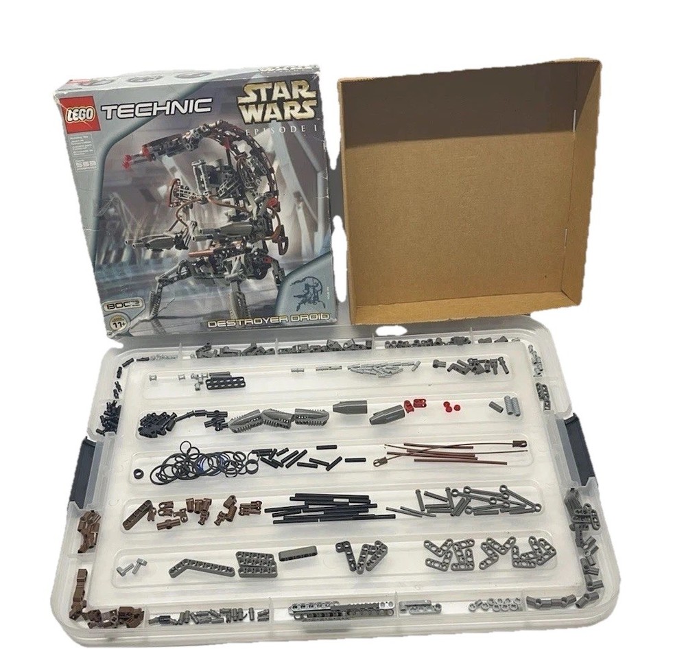 Lego Star Wars: Technic Destroyer Droid (8002) W/box ( Incomplete? )
