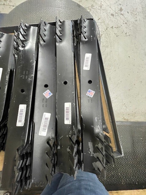 USA Mower Blades® Hi-Lift Compatible with Ferris Scag 48112 48113 481709 72-Inch Deck
