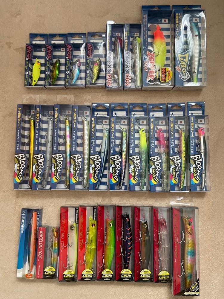 BlueBlue Fishing Seabass Lure Bag 27 Items - New, Assorted Models & Colors
