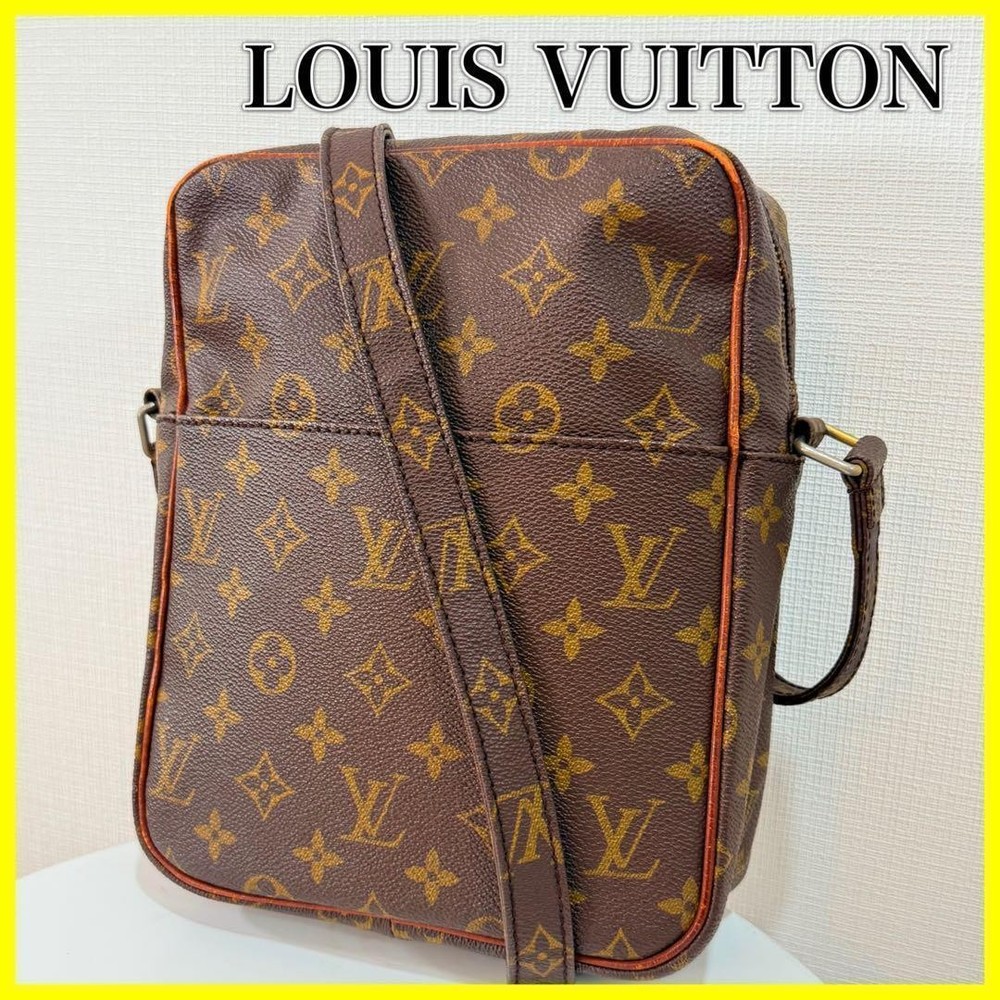 LOUIS VUITTON Monogram Shoulder Bag