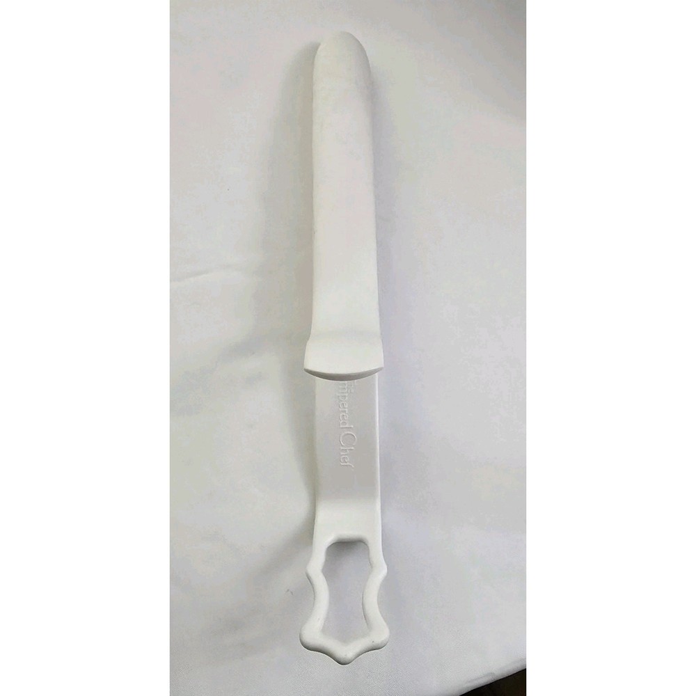 Pampered Chef White Kitchen Coating Tray Tongs Model 2605