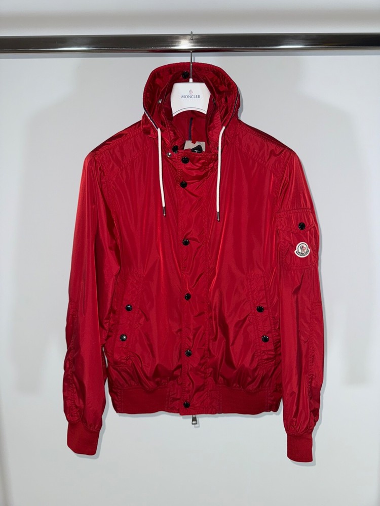 Moncler Victor Size 4 Red Puffer Jacket for Men Large