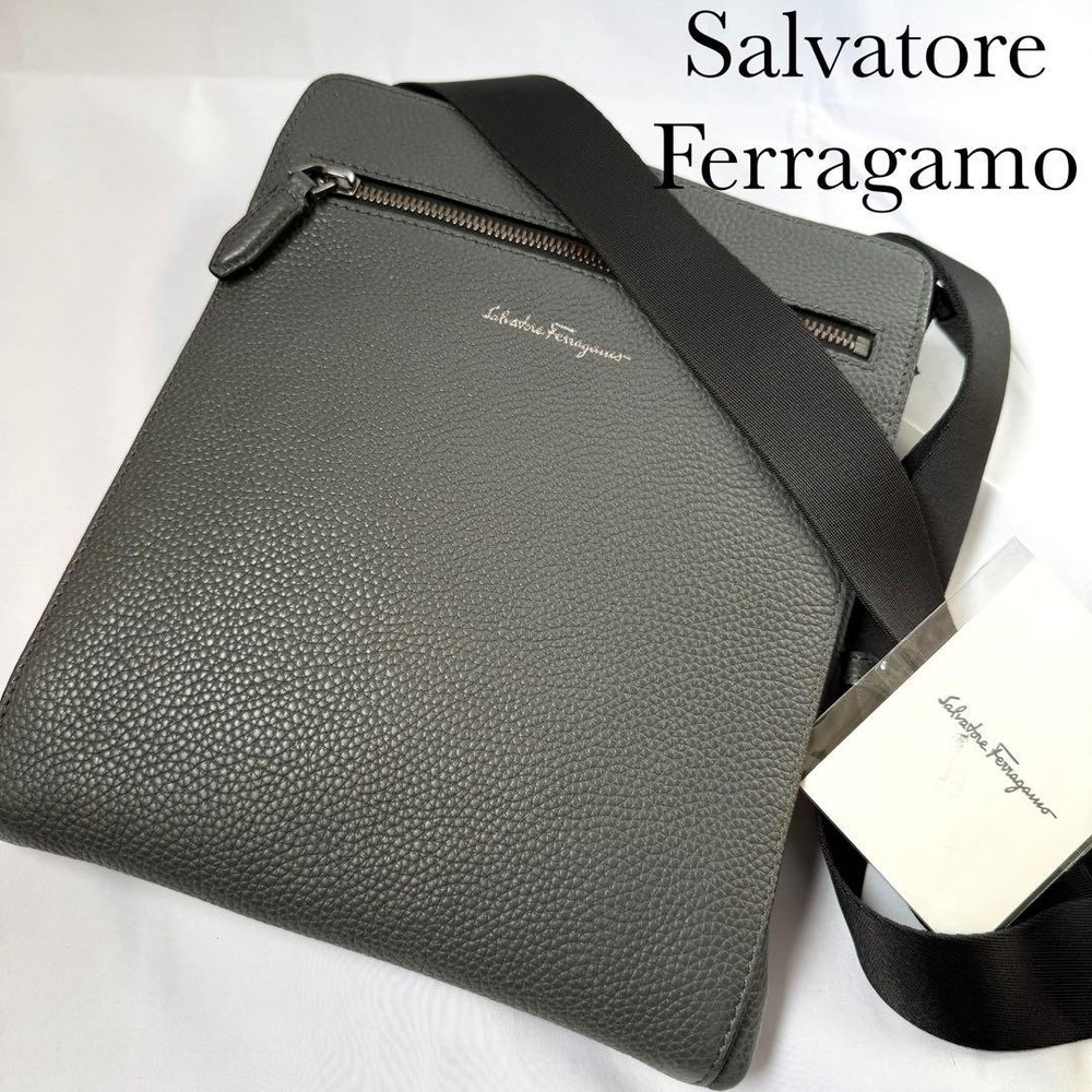 Salvatore Ferragamo Grey Leather Men's Crossbody Shoulder Bag Made in Italy