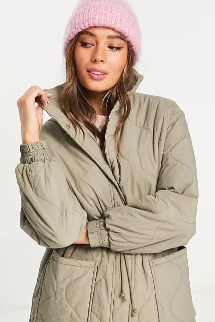 Stradivarius longline quilted jacket in light khaki Medium