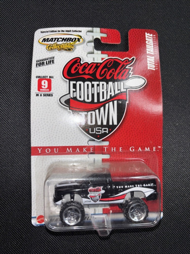 MATCHBOX COCA-COLA FOOTBALL TOWN USA 2004 Dodge Ram Truck  Tailgate Collection