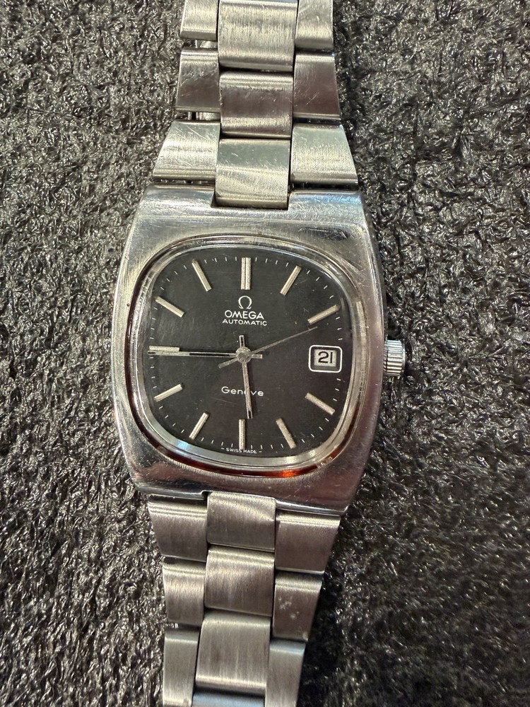 Omega Geneve Automatic Date 36mm Black Dial 1970’s Mens Watch.