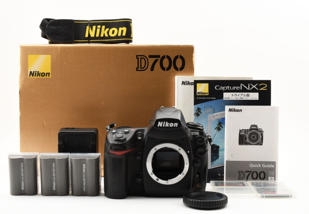 Nikon D700 12.1MP DSLR Camera Body Black with Box & Manual Japan Import  
