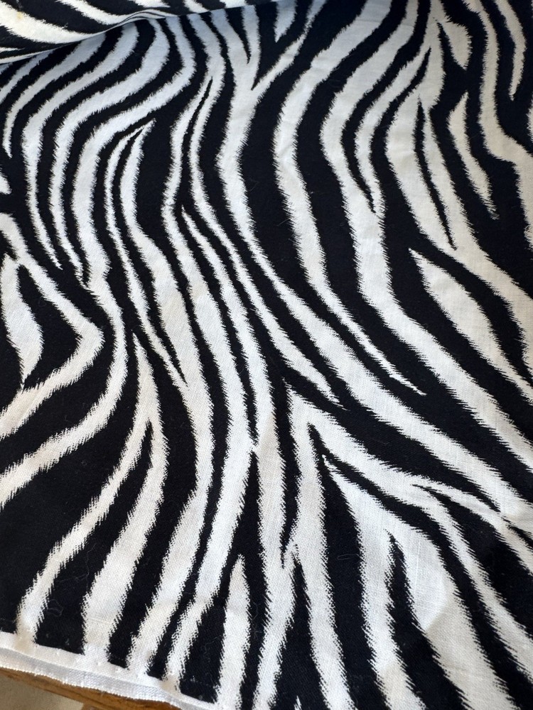 Vtg Cotton Fabric MARCUS BROS Black White ZEBRA Animal FABRIC Faye Burgos BTHY